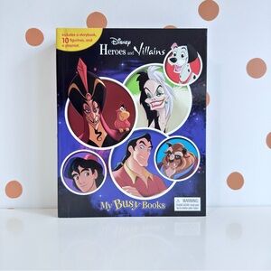 Disney Heroes and Villians My Busy Book ~ Storybook, Figurines and Play Mat